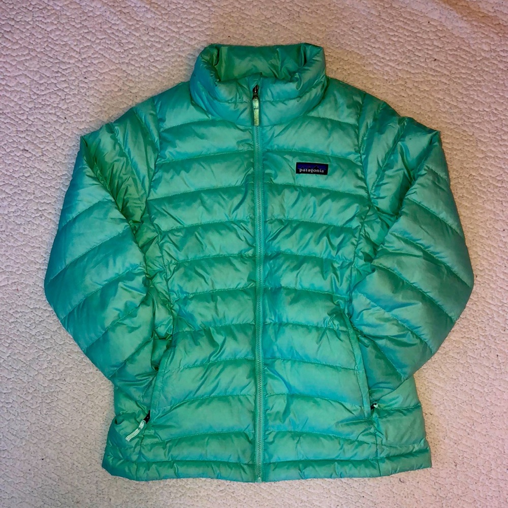 Patagonia kids girls medium turquoise puffer jacket in EUC